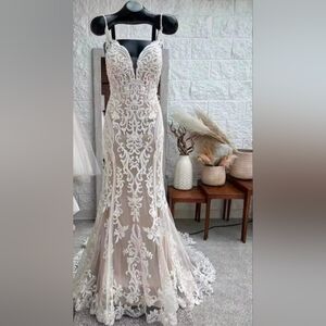 Elegant Lace Gown with Intricate Patterns